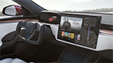 Anche Consumer Reports boccia lo Yoke di Tesla Model S