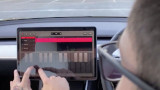 Tesla presenta TRAX, applicazione musicale per suonare e comporre seduti nella propria auto