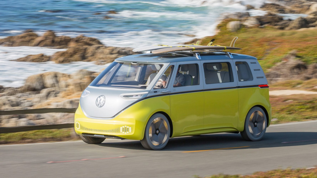 Volkswagen ID Buzz, il minivan elettrico non arriverà prima del 2023