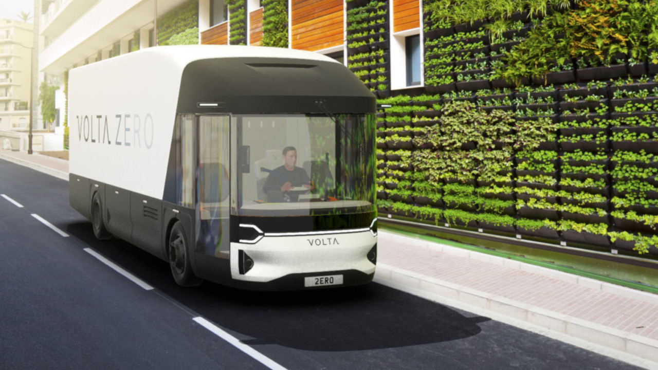 Volta Zero, il veicolo elettrico più green di sempre: con carrozzeria in fibre di lino e resina